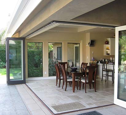 exterior-corner-accordion-impact-folding-doors