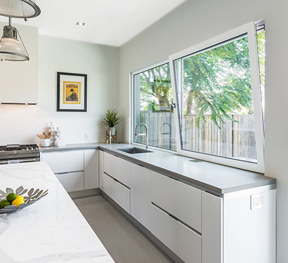 kitchen-aluminum-tilt-and-turn-windows-open-both-ways